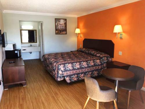 Imagen de la habitación del Hotel Baton Rouge West Inn. Foto 1
