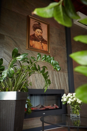 Imagen de los interiores del Hotel Batory. Foto 17