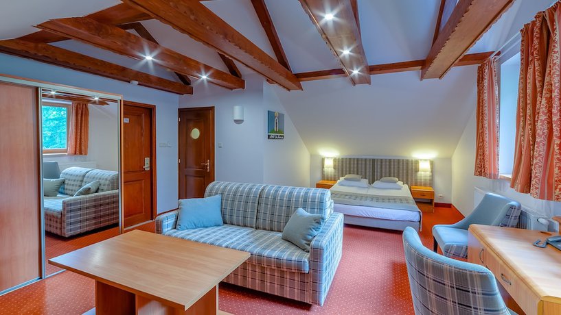 Imagen de la habitación del Hotel Batory, Szczawnica. Foto 7