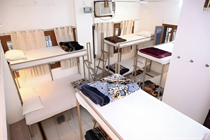Imagen de la habitación del Hotel Batra Guest House. Foto 5
