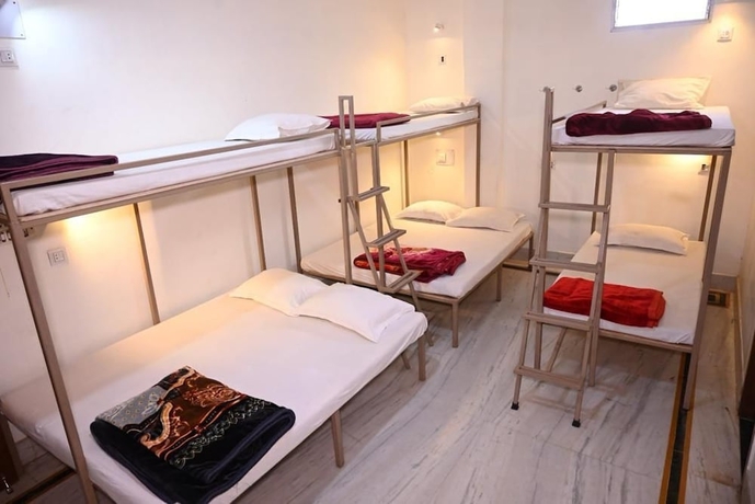 Imagen de la habitación del Hotel Batra Guest House. Foto 6