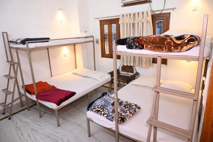 Imagen de la habitación del Hotel Batra Guest House. Foto 10