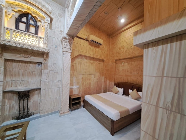 Imagen de la habitación del Hotel Batra Guest House. Foto 15