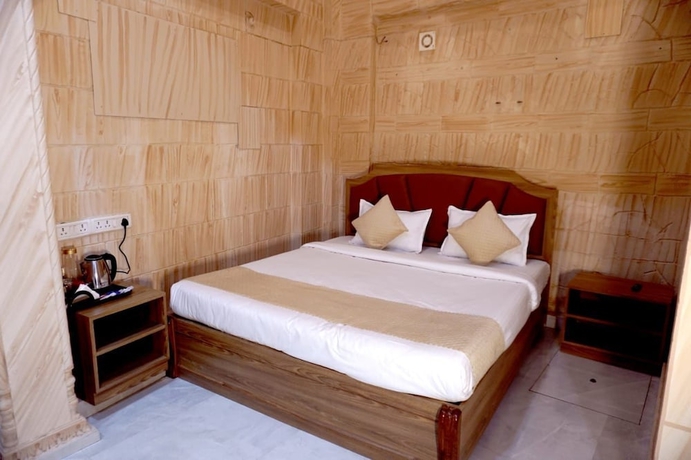 Imagen de la habitación del Hotel Batra Guest House. Foto 16