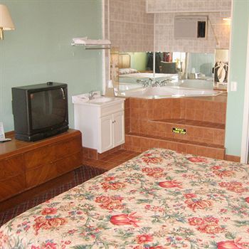 Imagen del bar/restaurante del Hotel Battlefield Inn Springfield. Foto 6