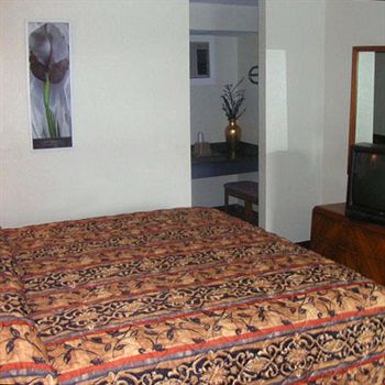 Imagen de la habitación del Hotel Battlefield Inn Springfield. Foto 12