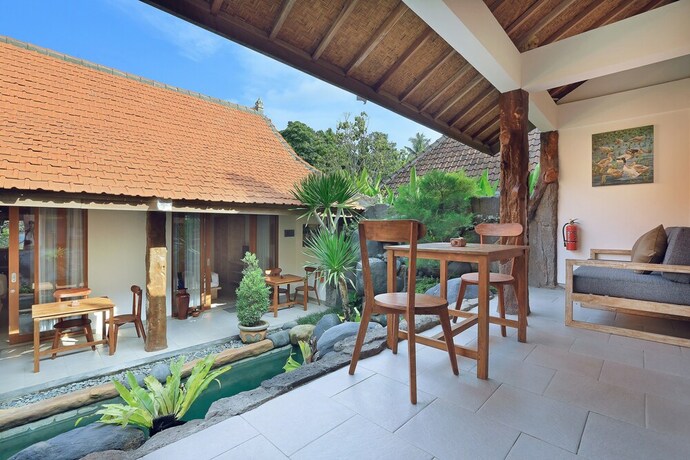 Imagen de la habitación del Hotel Batu Agung Villas. Foto 20