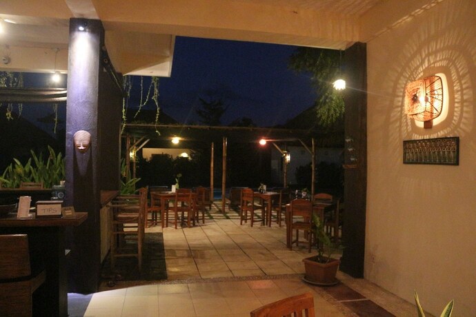 Imagen del bar/restaurante del Hotel Batu Ampar Menjangan. Foto 11