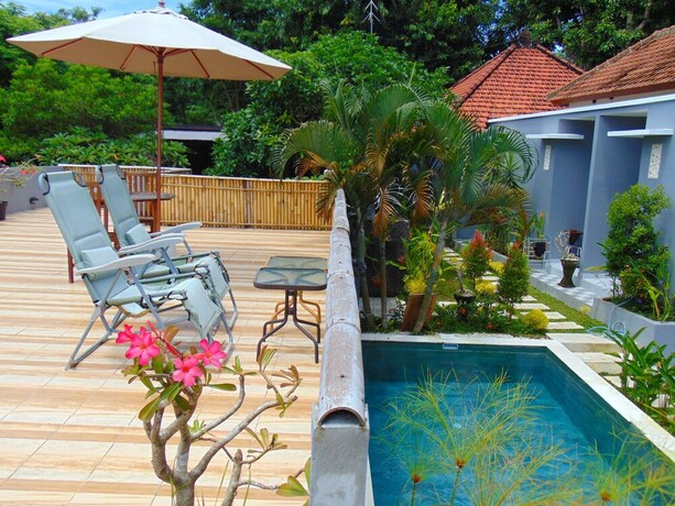 Imagen de la piscina del Hotel Batu Kandik Homestay. Foto 28