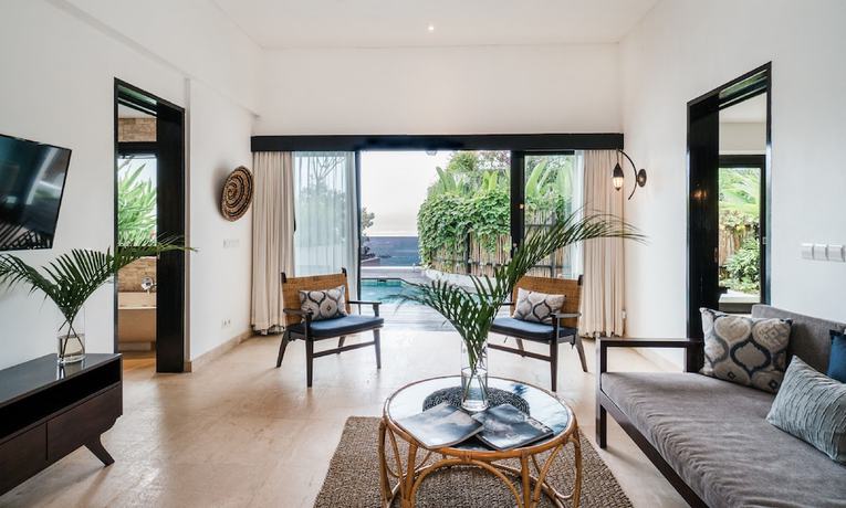 Imagen de la habitación del Hotel Batu Karang Lembongan Resort and Spa. Foto 11