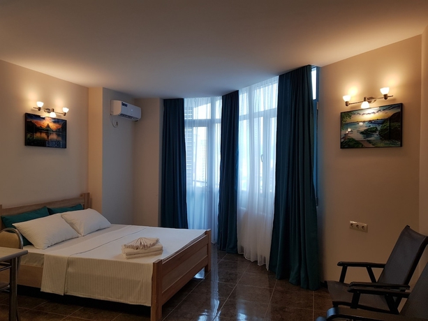 Imagen de la habitación del Hotel Batumi Real Lux. Foto 5