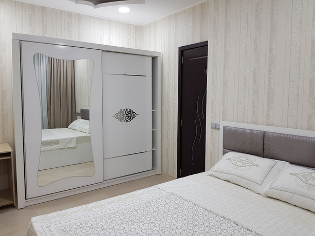 Imagen de la habitación del Hotel Batumi Real Lux. Foto 9