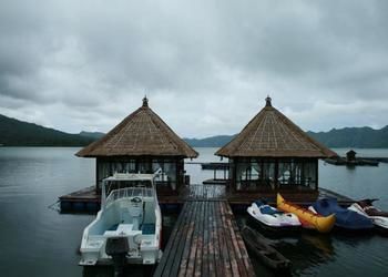 Imagen de los exteriores del Hotel Batur Lakeside Huts. Foto 10
