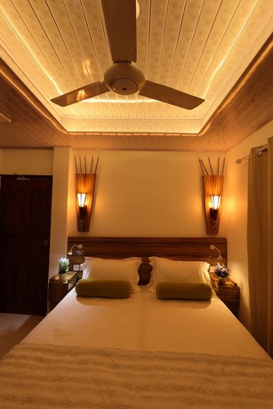 Imagen de la habitación del Hotel Batuta Maldives Fourson. Foto 9