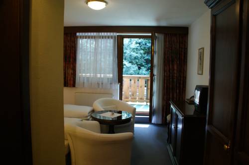 Imagen de la habitación del Hotel Batzenh&auml;usl, Innsbruck . Foto 7