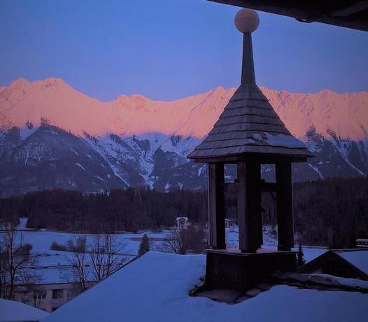 Imagen de los exteriores del Hotel Batzenh&auml;usl, Innsbruck . Foto 11