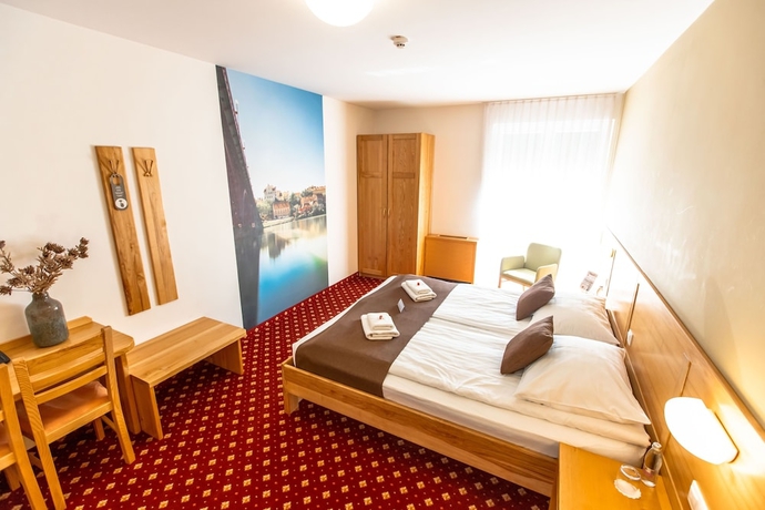 Imagen de la habitación del Hotel Bau. Foto 2