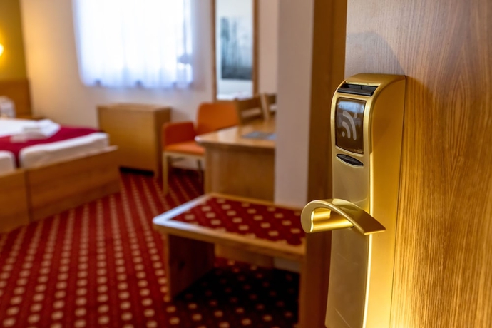 Imagen de la habitación del Hotel Bau. Foto 8