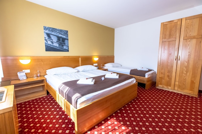 Imagen de la habitación del Hotel Bau. Foto 10