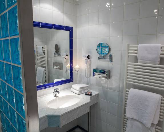 Imagen de la habitación del Hotel Baud H&ocirc;tel Restaurant. Foto 9