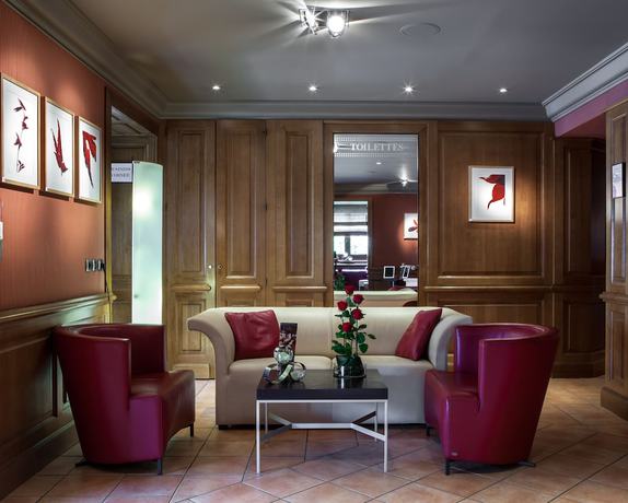 Imagen de los interiores del Hotel Baud Restaurant. Foto 19