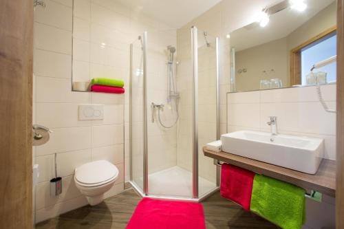 Imagen de la habitación del Hotel Bauer Garni. Foto 10