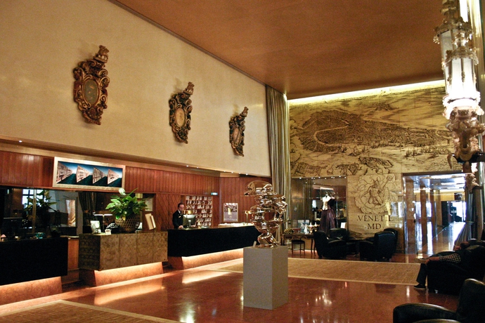 Imagen de los interiores del Hotel Bauer Palazzo. Foto 4