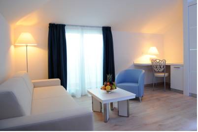 Imagen de los interiores del Hotel Bauer y Sporting. Foto 8