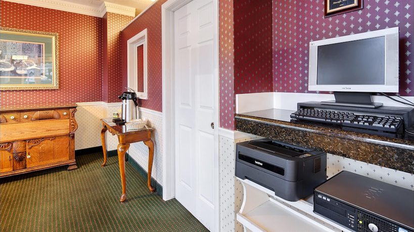 Imagen de los interiores del Hotel Baugh Motel, SureStay Collection by Best Western. Foto 15