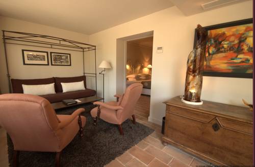 Imagen de la habitación del Hotel Baumanière Les Baux De Provence. Foto 3