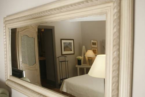 Imagen de la habitación del Hotel Baumanière Les Baux De Provence. Foto 7