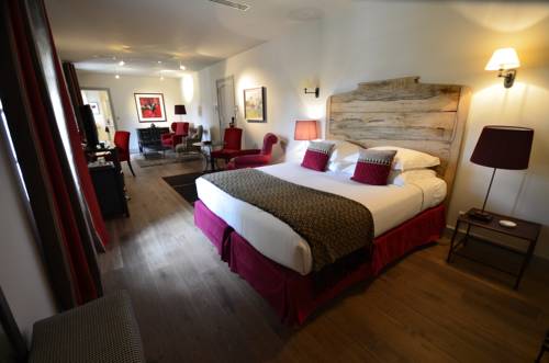 Imagen de la habitación del Hotel Baumanière Les Baux De Provence. Foto 11