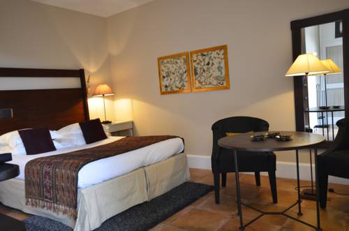 Imagen de la habitación del Hotel Baumanière Les Baux De Provence. Foto 13