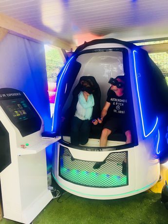 Imagen de los interiores del Hotel Baumhotel Styrassic Park. Foto 18