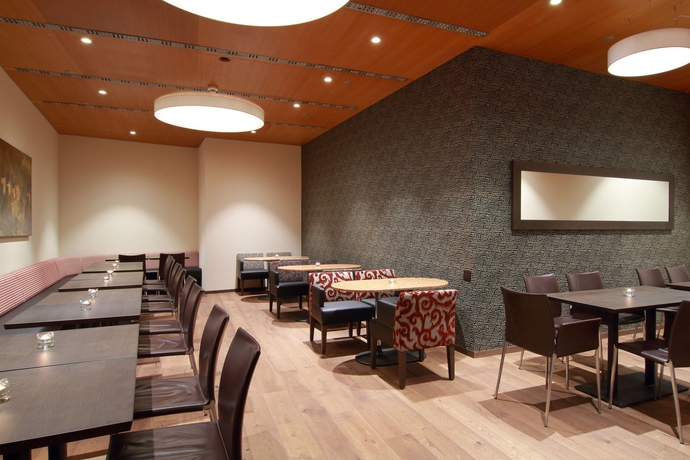 Imagen del bar/restaurante del Hotel Bären Am Bundesplatz. Foto 6