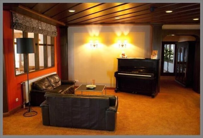Imagen de los interiores del Hotel B&auml;ren, Leimen. Foto 20