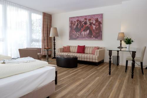 Imagen de la habitación del Hotel B&auml;ren Titisee. Foto 5