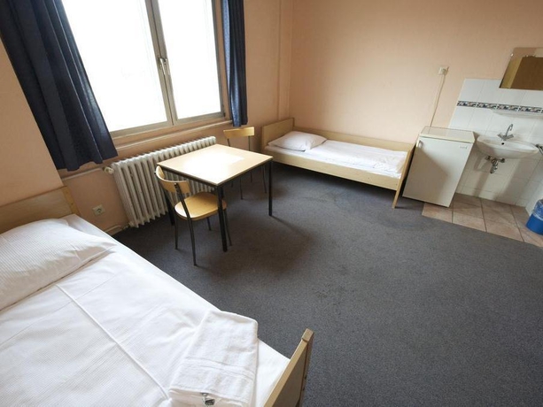 Imagen de la habitación del Hotel B&auml;rlin. Foto 10