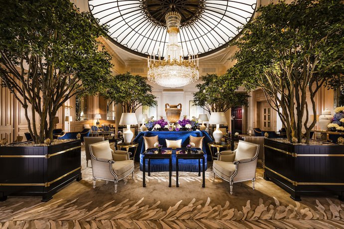 Imagen del bar/restaurante del Hotel Baur Au Lac. Foto 2