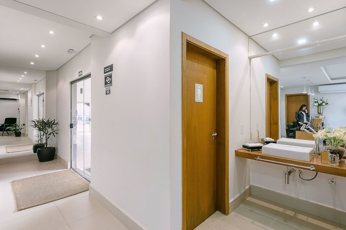 Imagen de los interiores del Hotel Bauru Office. Foto 18