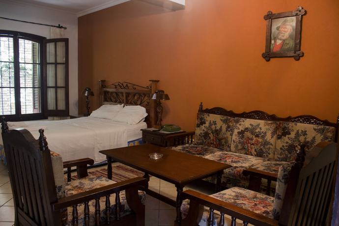 Imagen de la habitación del Hotel Bavaria, Asunci&oacute;n. Foto 2