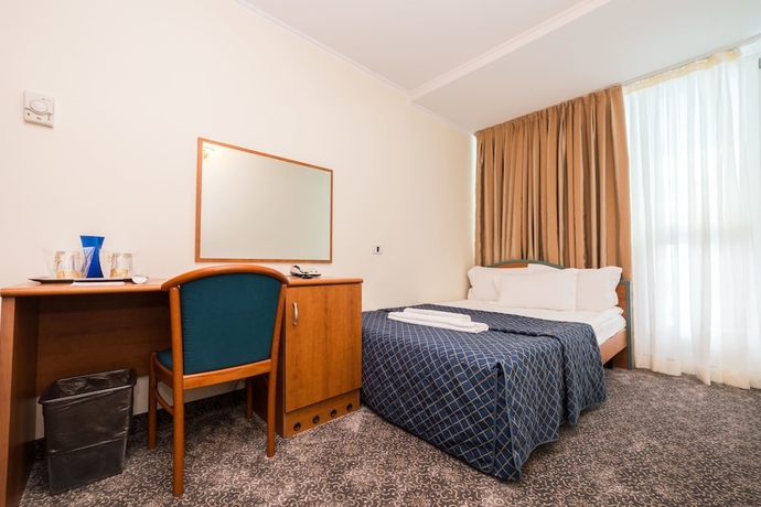 Imagen de la habitación del Hotel Bavaria Blu. Foto 8