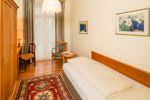 Imagen de la habitación del Hotel Bavaria, Merano. Foto 10