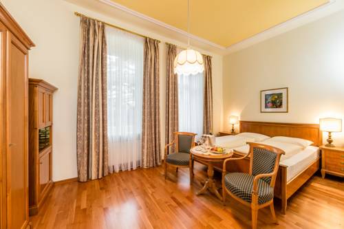 Imagen de la habitación del Hotel Bavaria, Merano. Foto 13