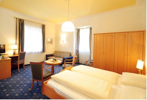 Imagen de la habitación del Hotel Bavaria, Merano. Foto 15