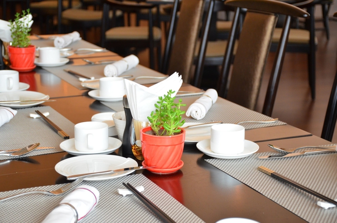 Imagen del bar/restaurante del Hotel Bavaria Regent Hailar. Foto 4