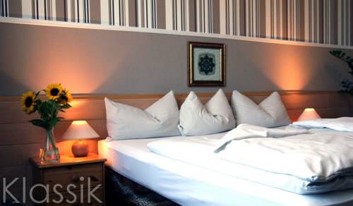 Imagen de la habitación del Hotel Bavaria Safari. Foto 14
