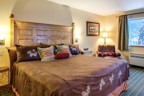 Imagen de la habitación del Hotel Bavarian Lodge. Foto 15