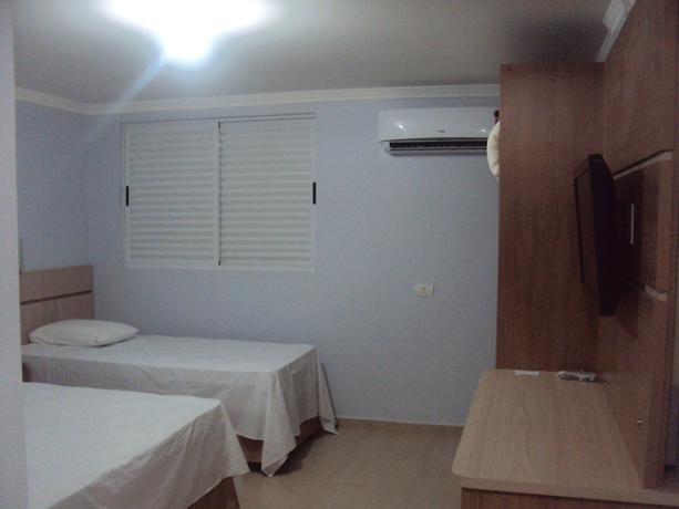 Imagen de la habitación del Hotel Baviera Iguassu. Foto 6
