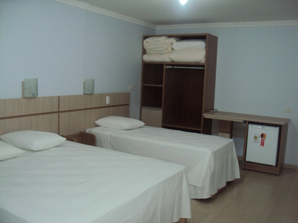 Imagen de la habitación del Hotel Baviera Iguassu. Foto 12